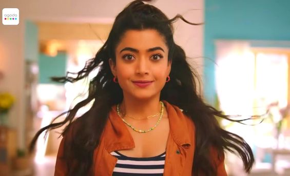 Agoda_Ad_Girl_Model_Actress_Name